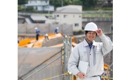Bí quyết bảo vệ sức khỏe bằng áo điều hòa cho kỹ sư xây dựng