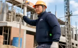 Có Nên Mua Áo Điều Hòa Cho Thợ Xây Dựng? Kinh Nghiệm Từ Người Dùng Thực Tế
