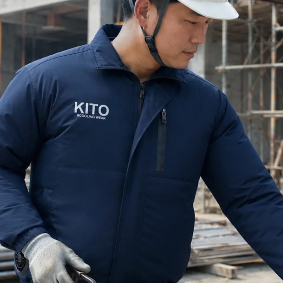 Chi tiết cổ và thân trên áo điều hòa KITO